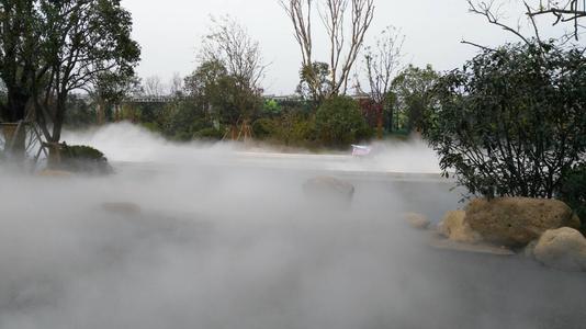 人造霧對(duì)景觀有什么裝飾設(shè)計(jì)功效？